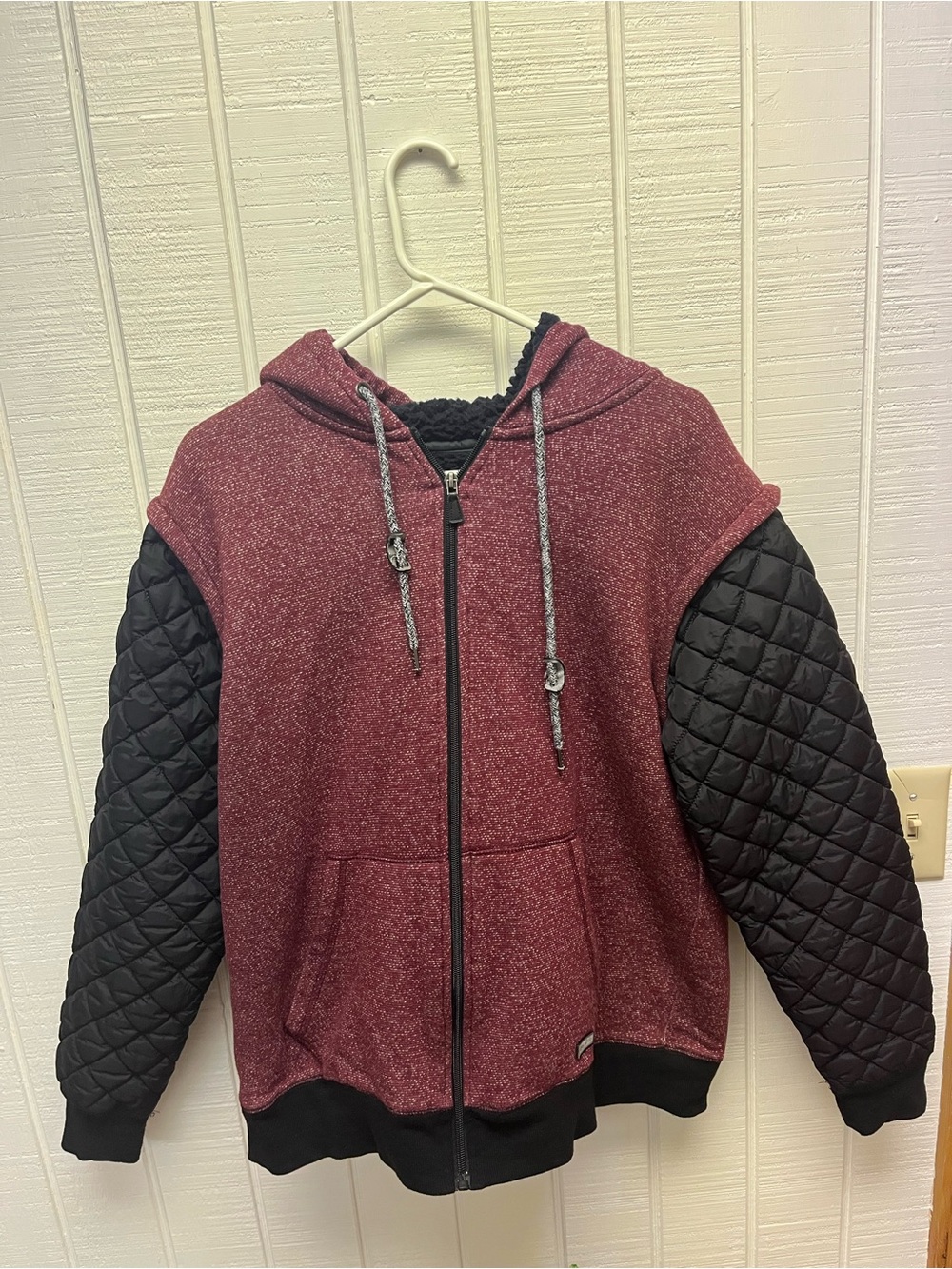 Ocean Current Men’s Medium Shirt Jacket Red Black Shacket Hoodie Outerwear